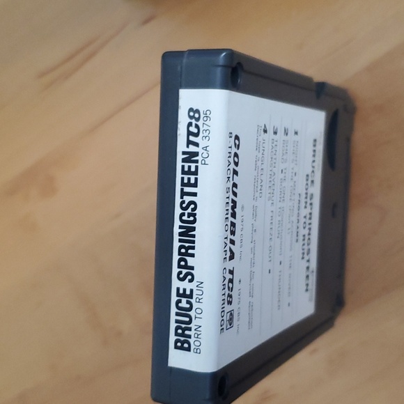Bruce springsteen born to run 8 track. - Picture 3 of 5